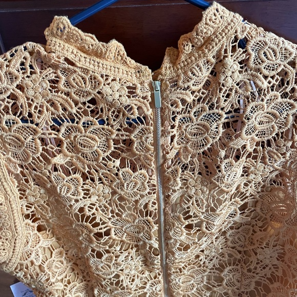 Blouse - Picture 4 of 5